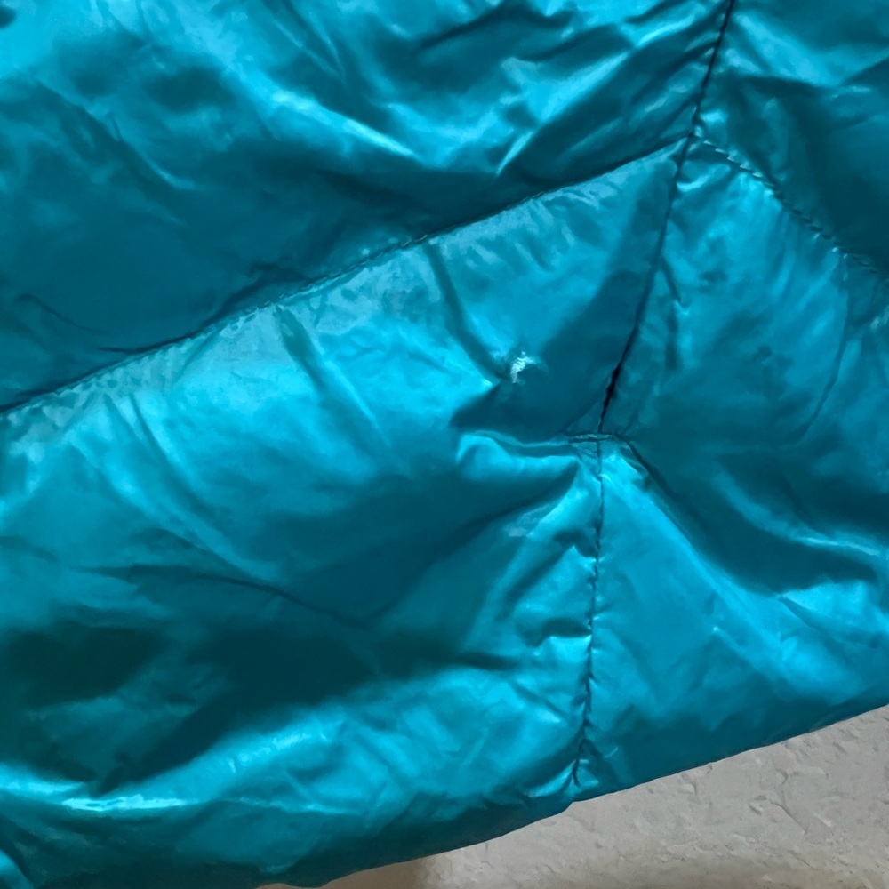 Ivivva goose down reversible vest size 10 - Picture 4 of 9